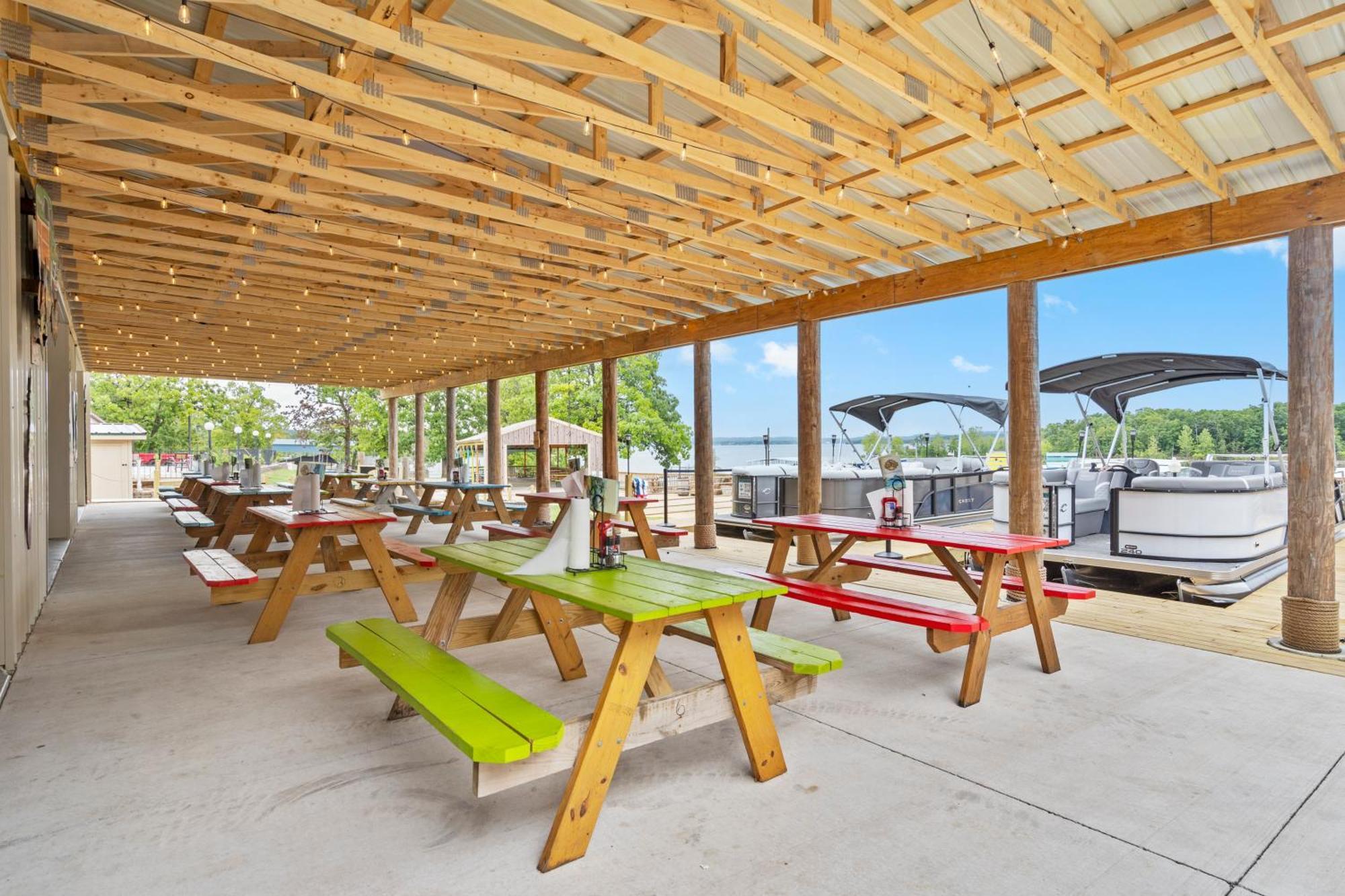 Rock Lane Resort & Marina Indian Point ภายนอก รูปภาพ
